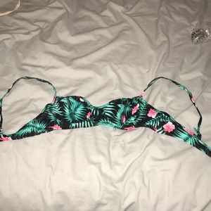 Bikini top
